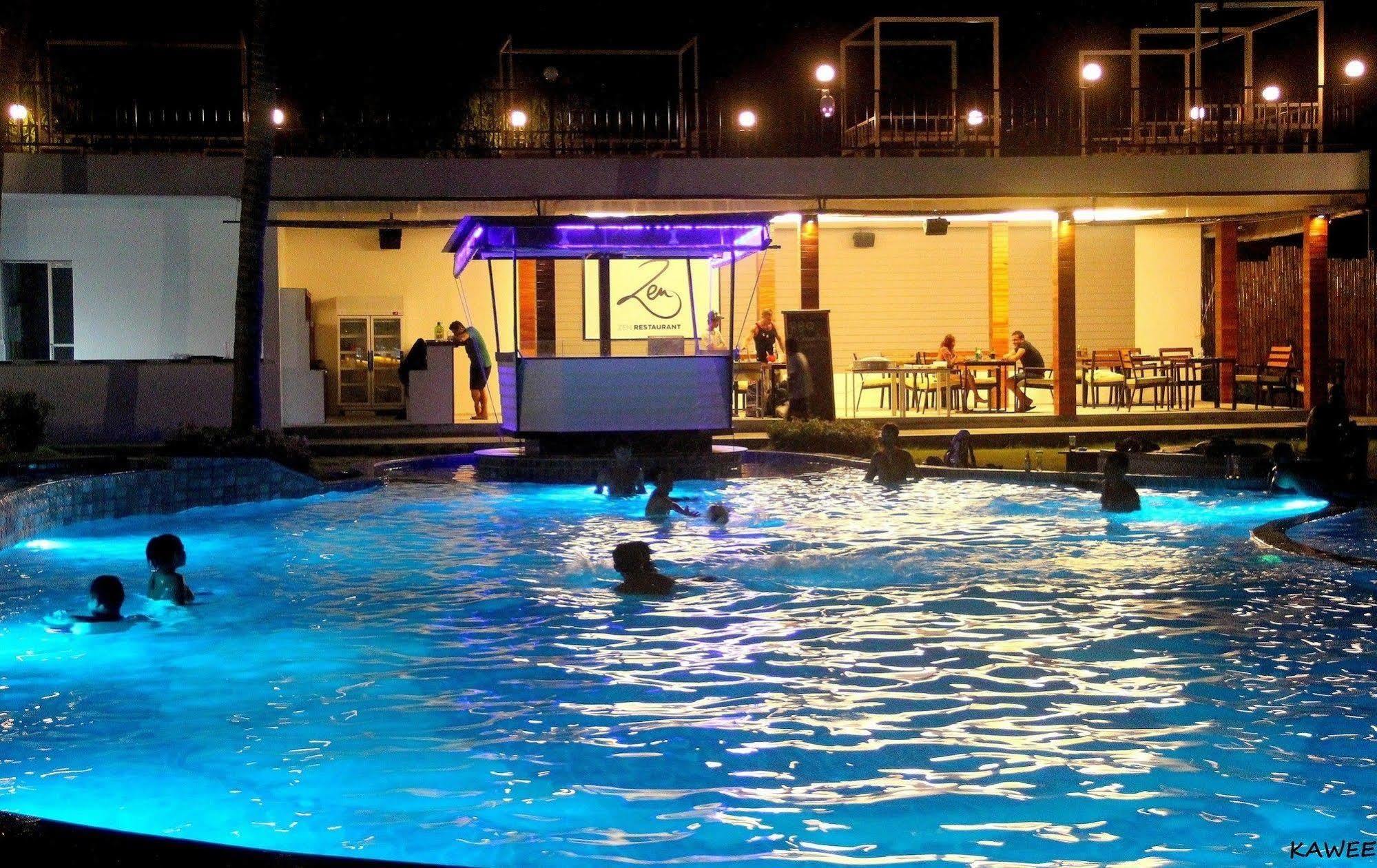 Infinity Beach Club Resort & Hostel Koh Phangan Baan Tai Exterior photo